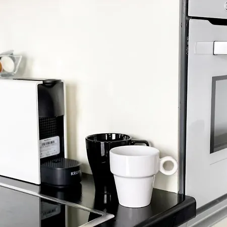 U In -under The Castel Daire *