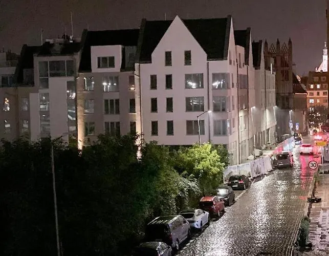 U In -under The Castel Stettin