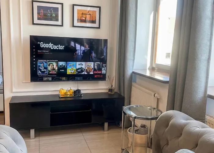 U In -under The Castel Apartment