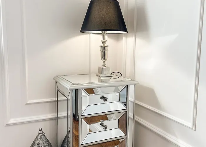 U In -under The Castel Szczecin